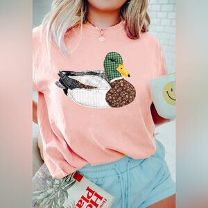 Pink Duck Graphic Tee ✨